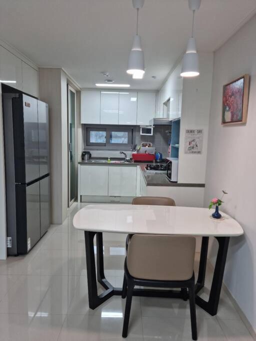 - 3bed New Apartment
