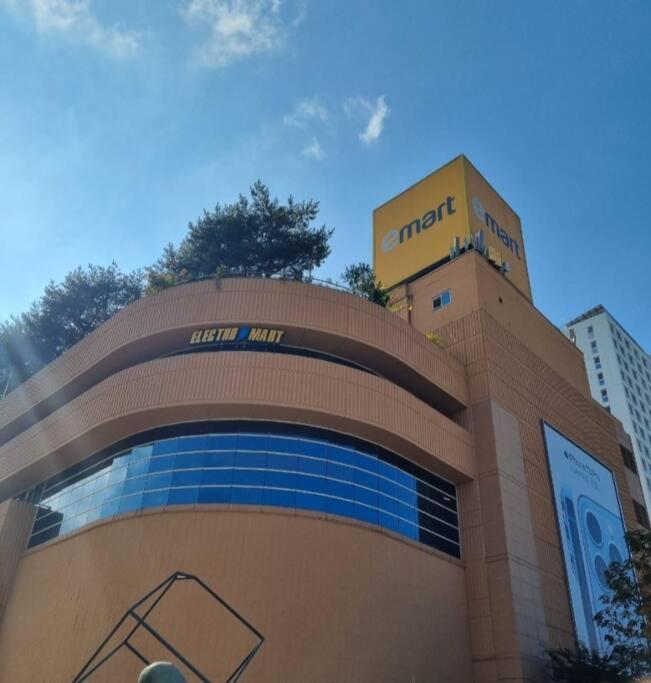 - 3bed New Apartment