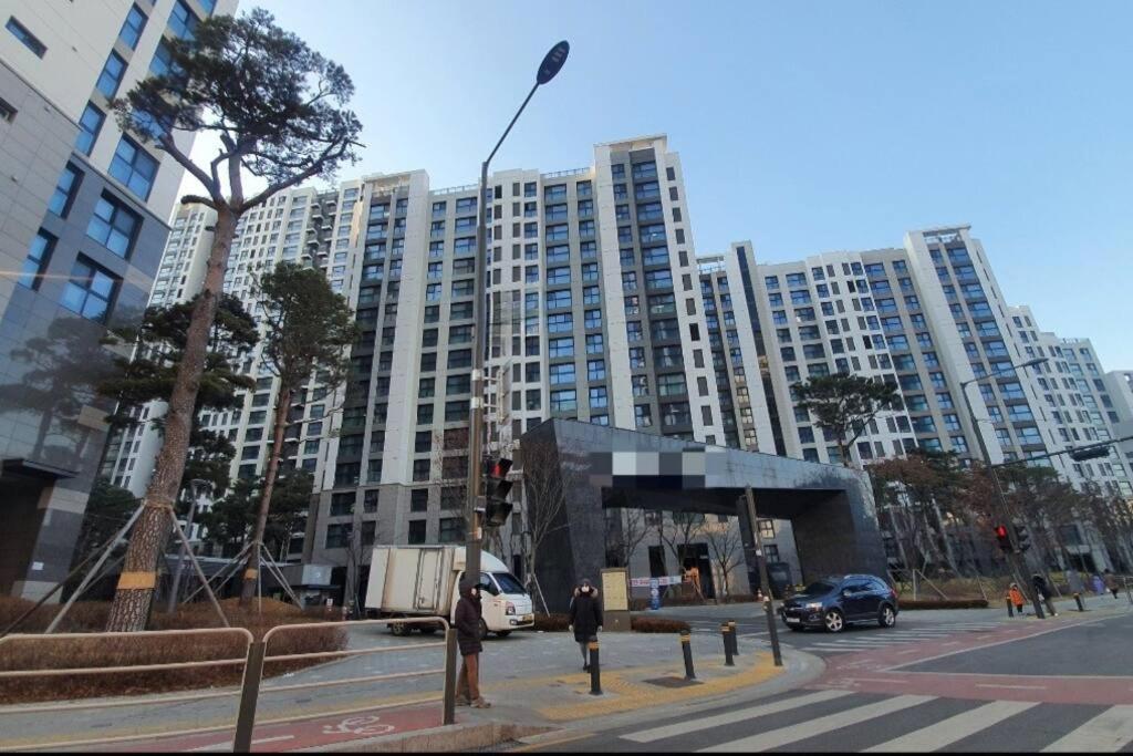 - 3bed New Apartment Seoul
